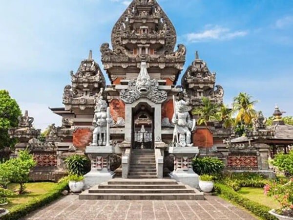 Full Day Indonesia in Miniature Park Tour (TMII)